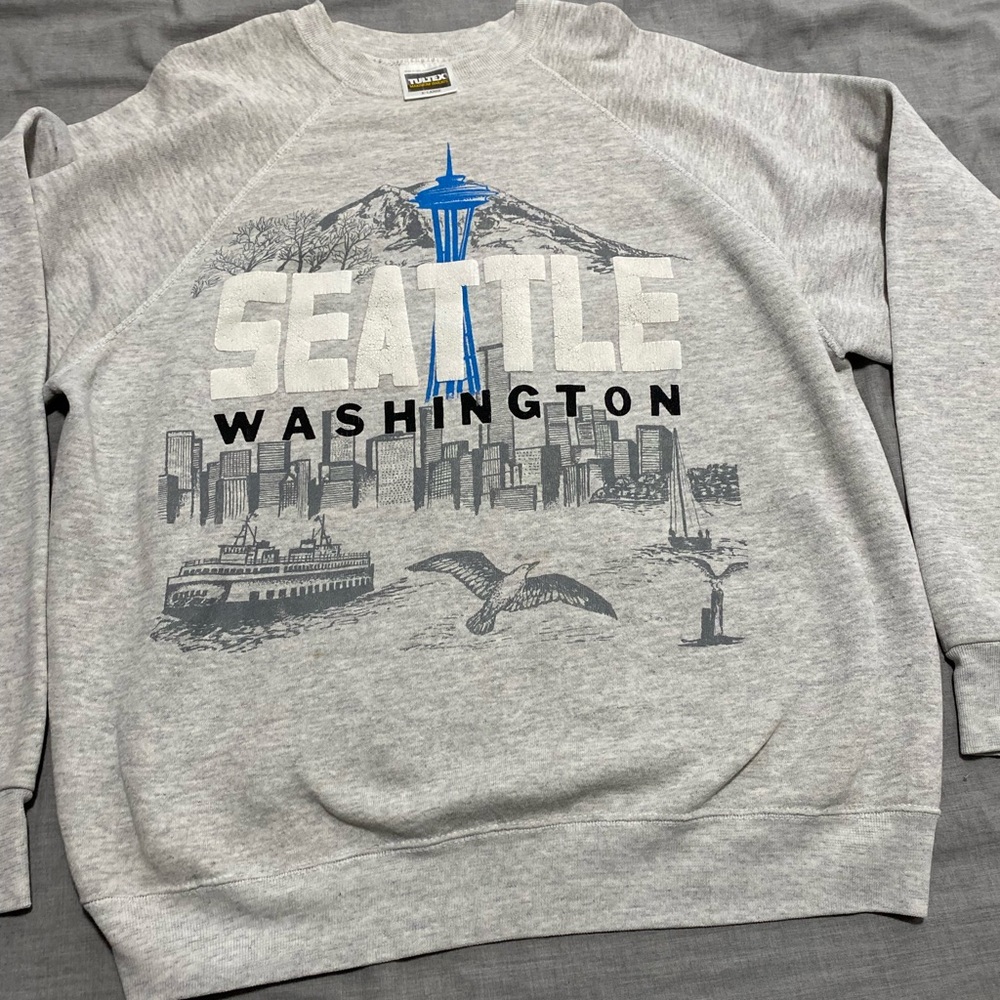 Seattle Washington vintage crewneck